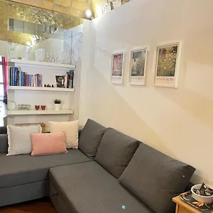 The Ancient Apartamento